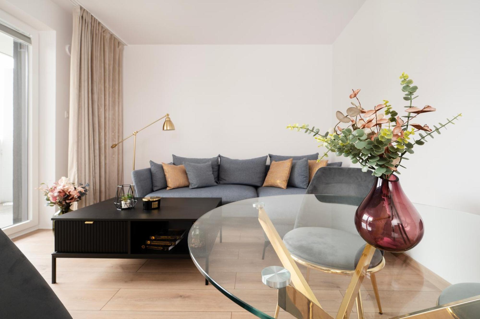 Manufaktura Residence - Apartamenty Prestiz Z Garazem Podziemnym I Dwoma Lazienkami Łódź Exterior foto